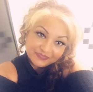 Meet your Posher, Annette